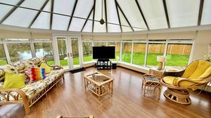 Photo 11- click for photo gallery